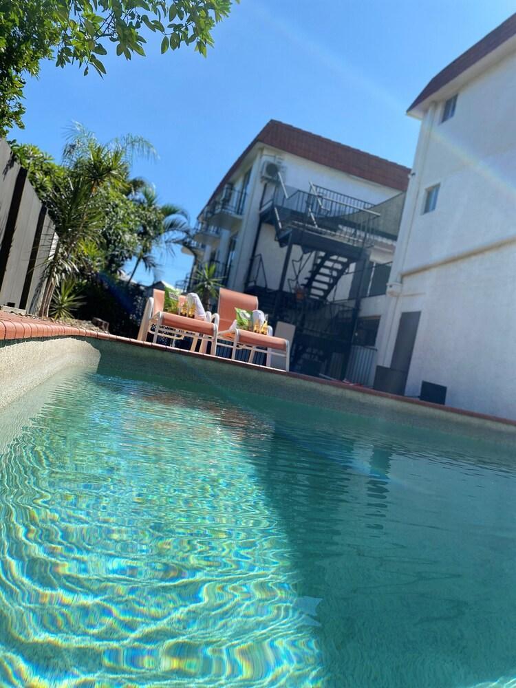 Hamilton Brisbane Airport Hotel Buitenkant foto