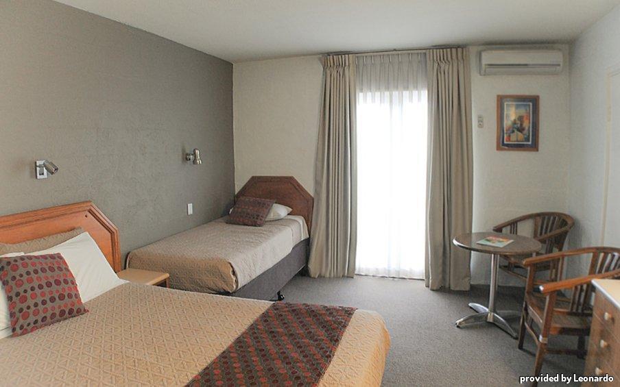 Hamilton Brisbane Airport Hotel Buitenkant foto